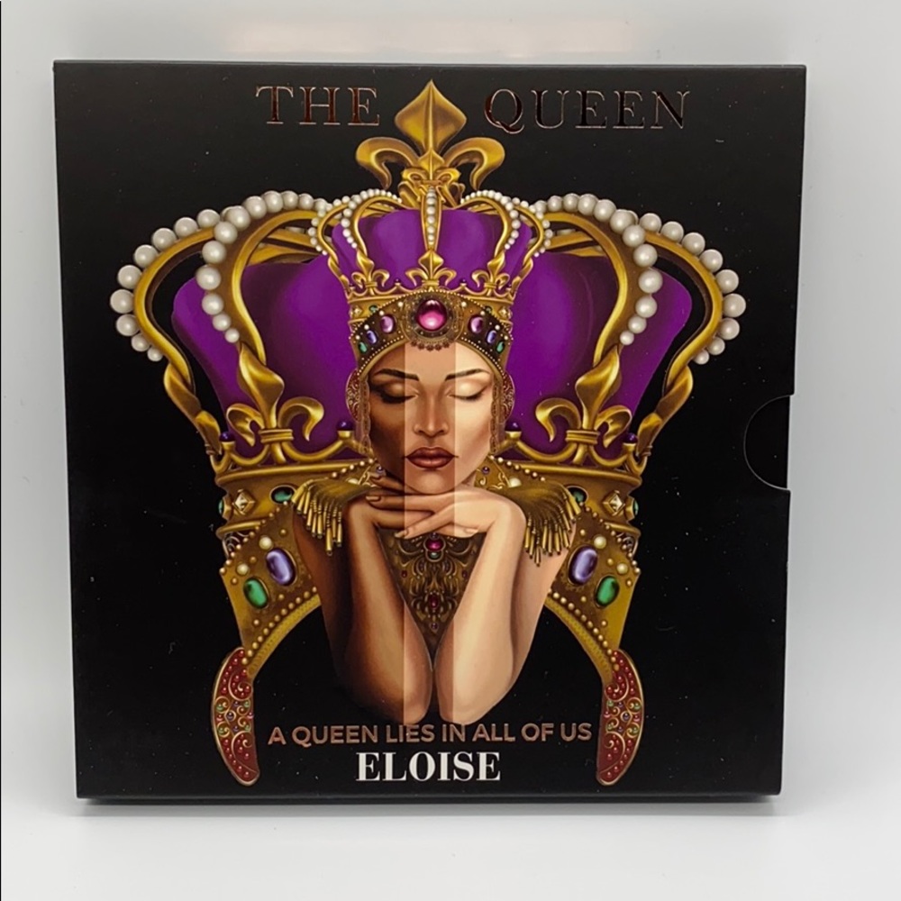 The queen eyeshadow palette